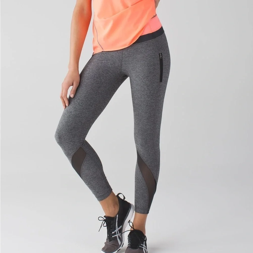 Size 4 Lululemon Inspire Tight‎ II Grey/Blue Leggings